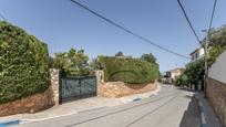 Vista exterior de Casa o xalet en venda en Dílar amb Terrassa i Balcó