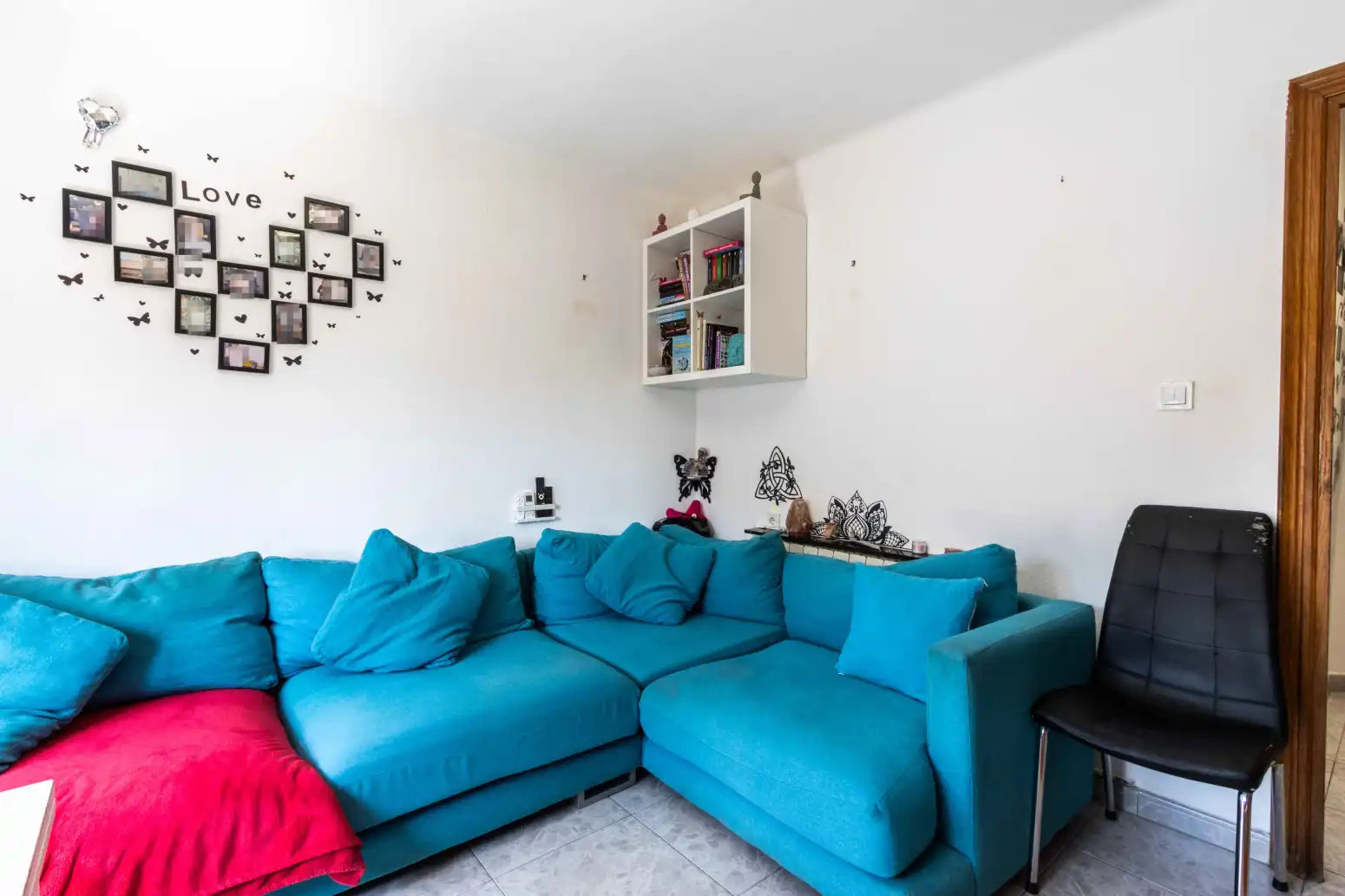 Living room of Flat for sale in Terrassa  with Air Conditioner, Heating and Balcony