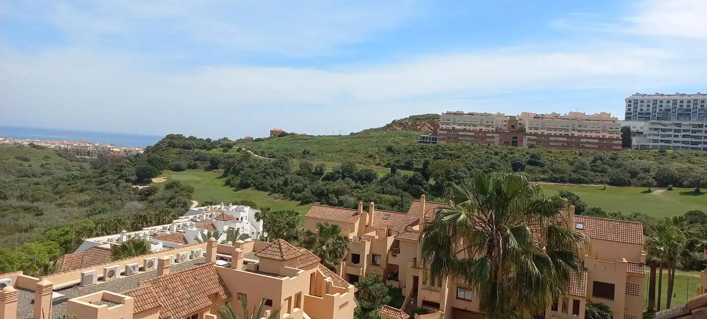 Attic for rent in La Duquesa
