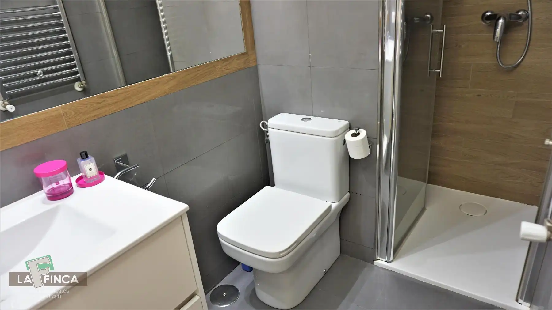 Badezimmer von Wohnungen zur Miete in Oviedo  mit Heizung