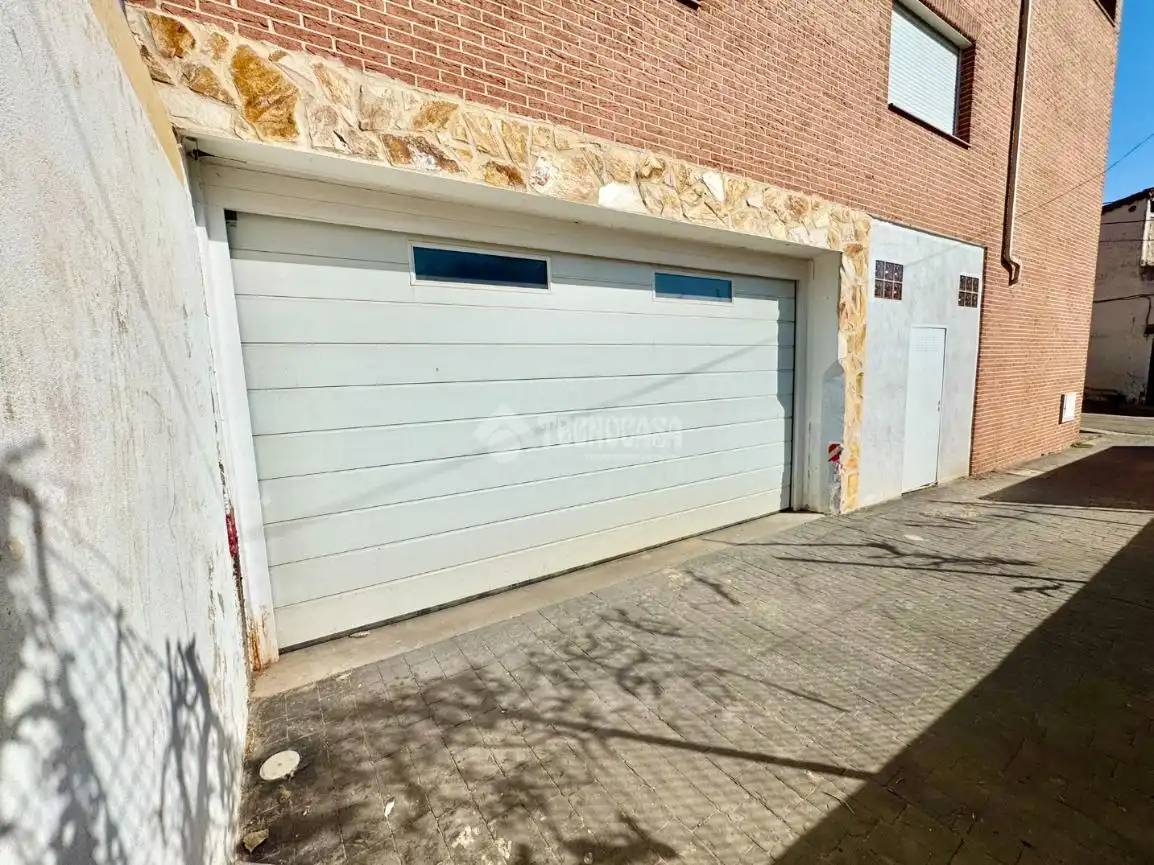 Aparcament de Garatge en venda en Valdeaveruelo
