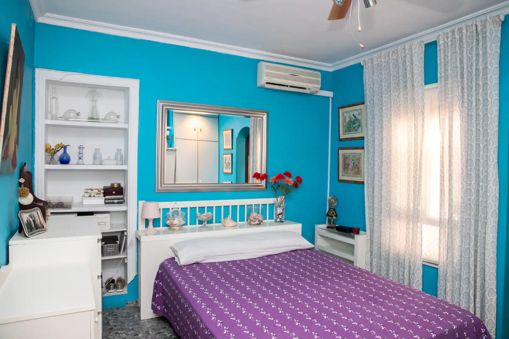 Habitación de Casa o chalet en venta en Castilleja de la Cuesta con Aire acondicionado, Calefacción y Jardín privado