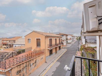 Exterior view of Flat for sale in La Zubia  with Air Conditioner and Balcony