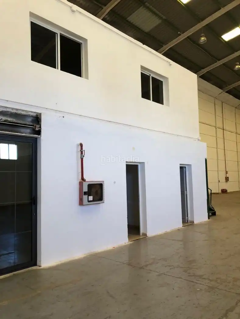 Industrial building to rent in Calle los Algarrobos 10, imagen 3