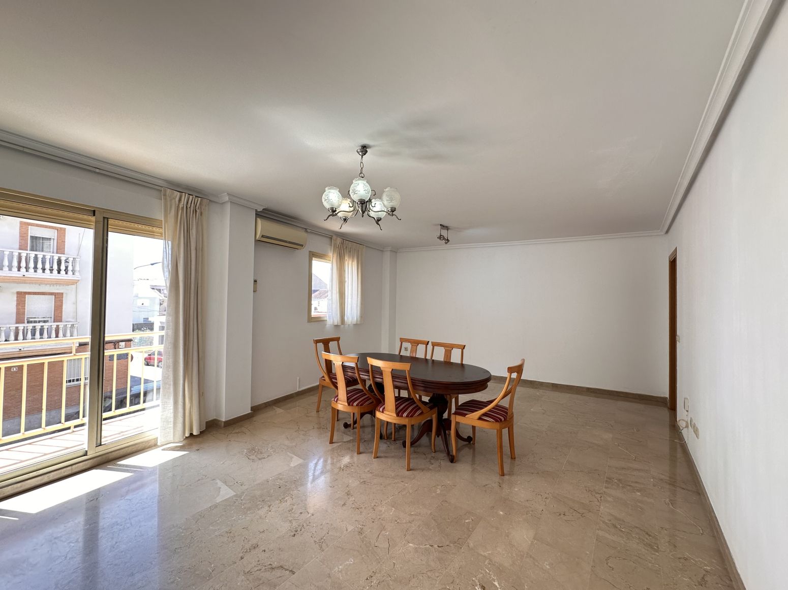 Dining room of Flat for sale in Rafelbuñol / Rafelbunyol  with Air Conditioner and Balcony