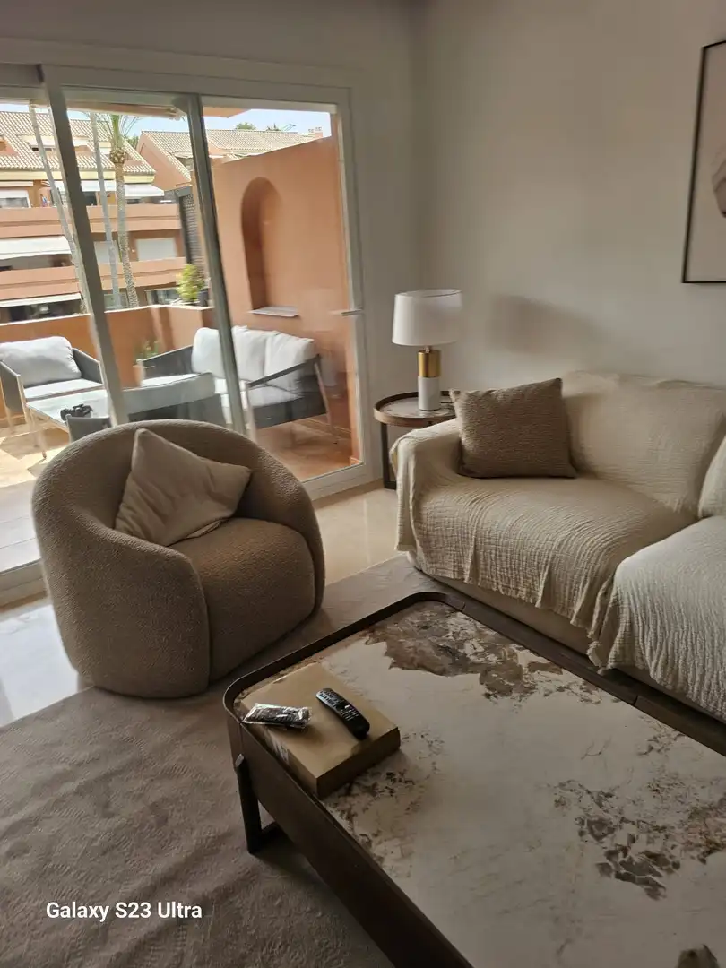 Living room of Attic for rent in Nueva Andalucía