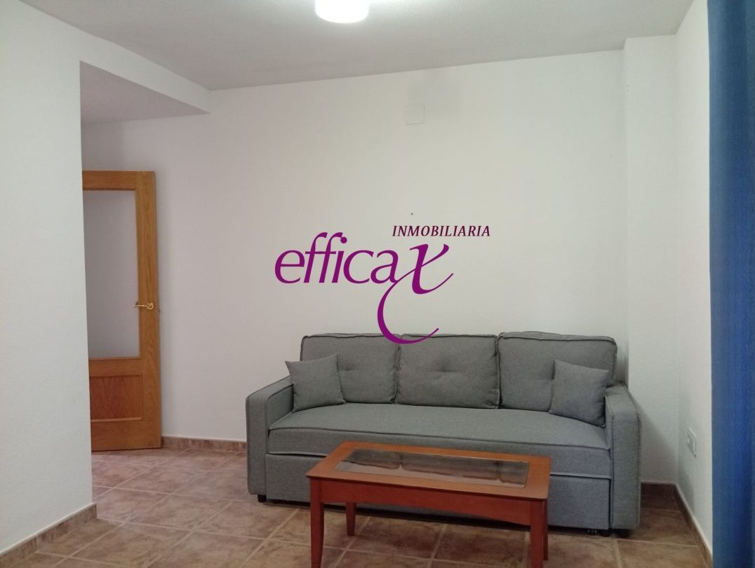 Wohnzimmer von Wohnung zum verkauf in Gerindote