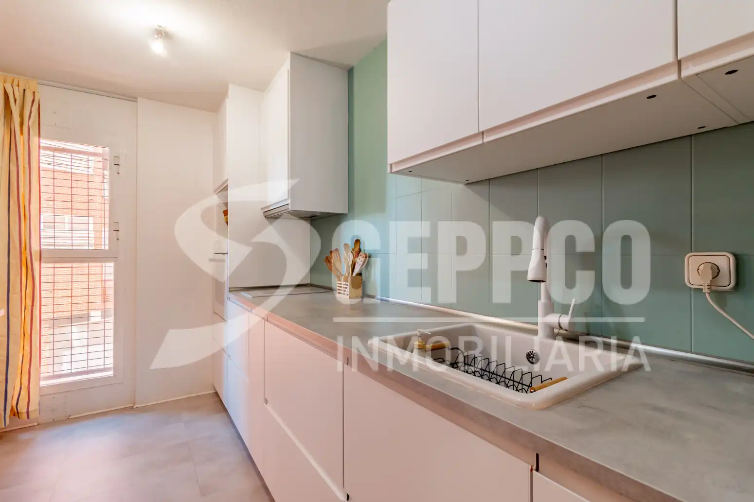 Flat for sale in Canillas