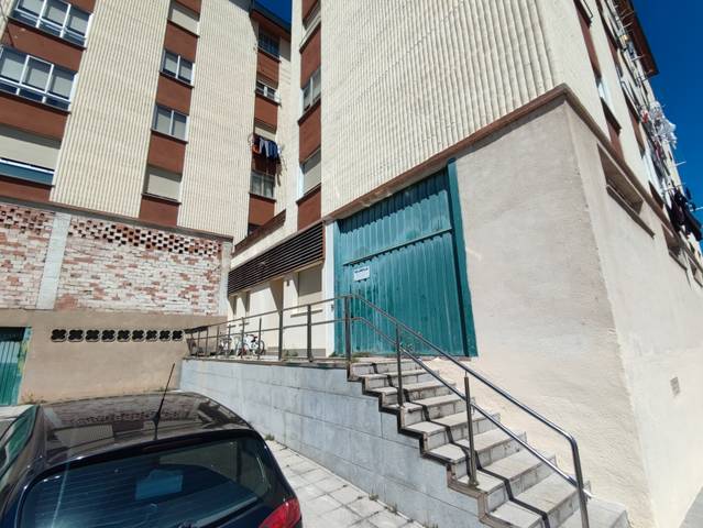 Local comercial en Venta en Navarra Kalea, 2 en Iruña Oka / Iruña de Oca