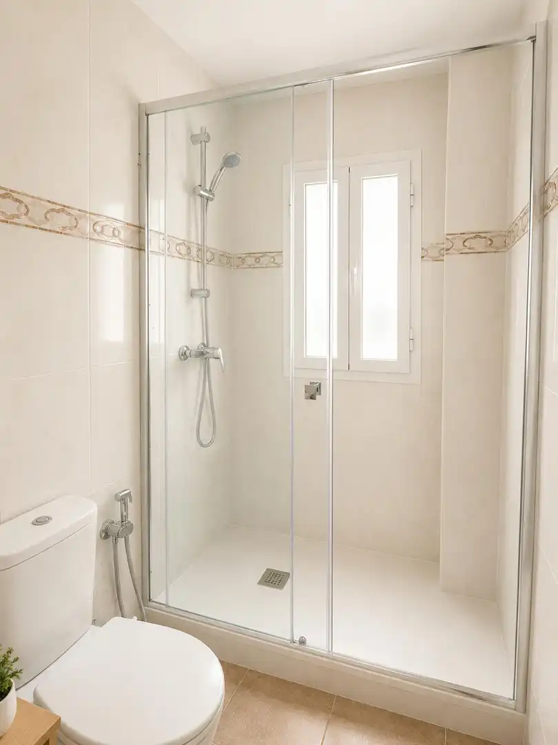 Baño de Piso de alquiler en Madrid con Calefacción, Amueblado y Lavadora