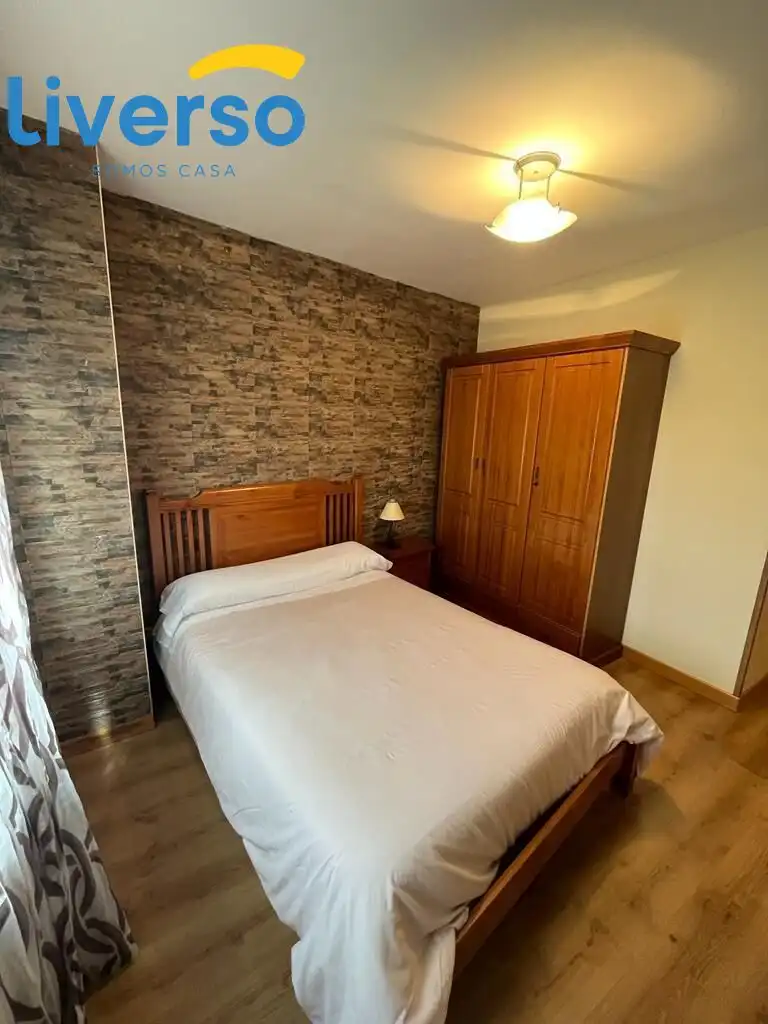 Habitación de Finca rústica en venta en Villaquirán de los Infantes con Calefacción, Terraza y Piscina