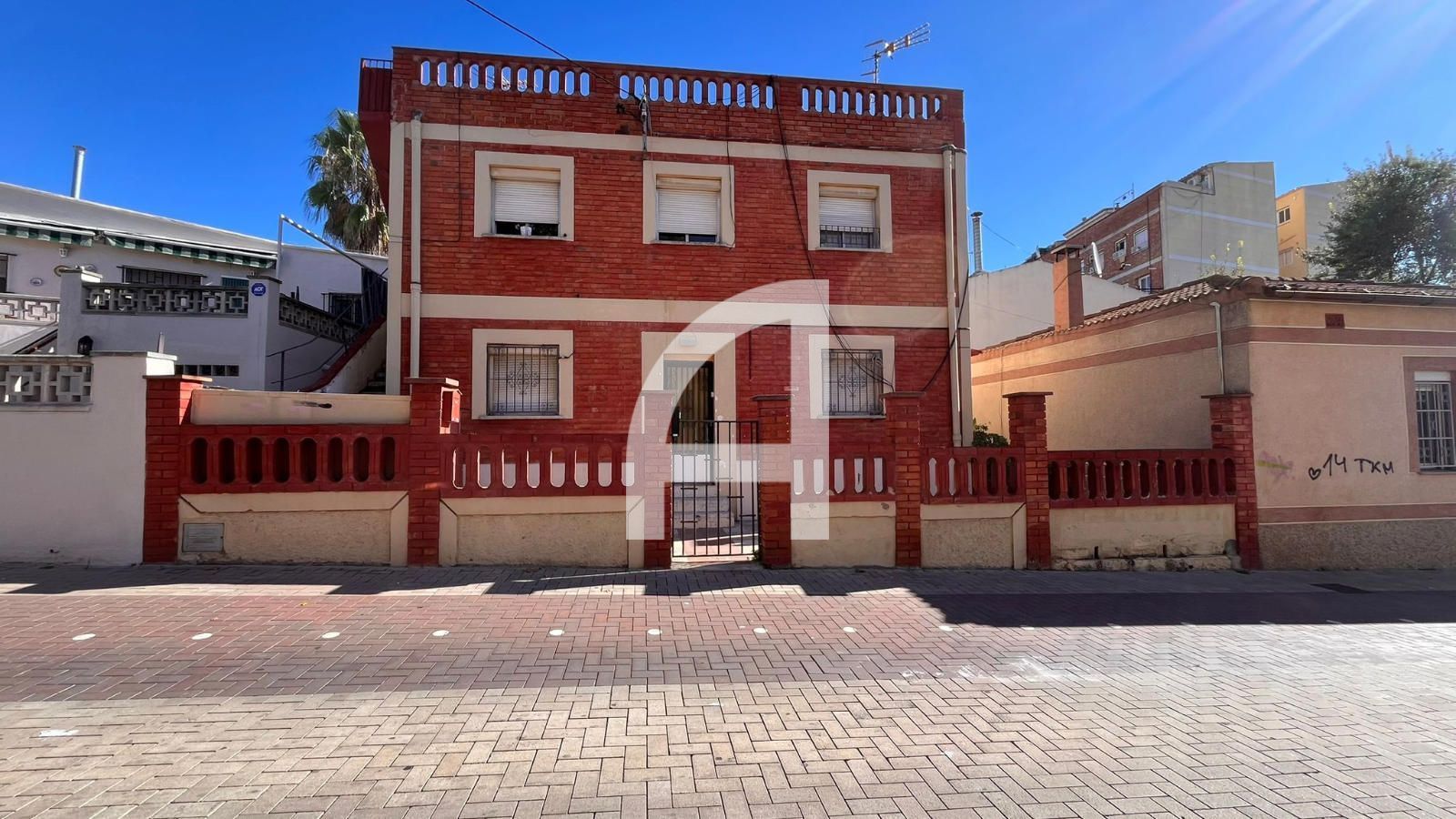 Exterior view of House or chalet for sale in Parets del Vallès  with Air Conditioner, Heating and Private garden