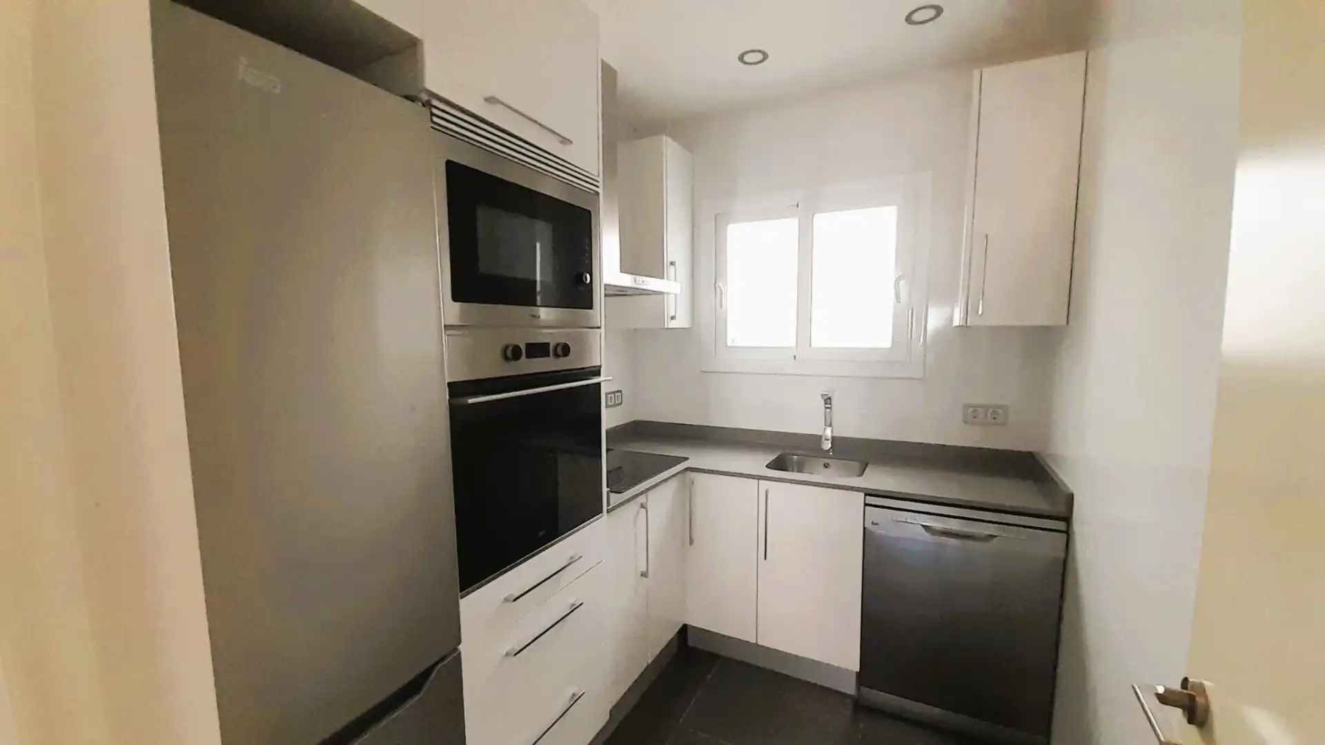 Cocina de Piso en venta en Gavà con Horno