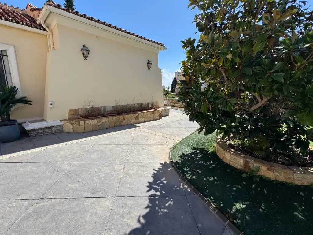 Terrace of Houses for rent in Torremolinos  with Air Conditioner, Private garden and Terrace