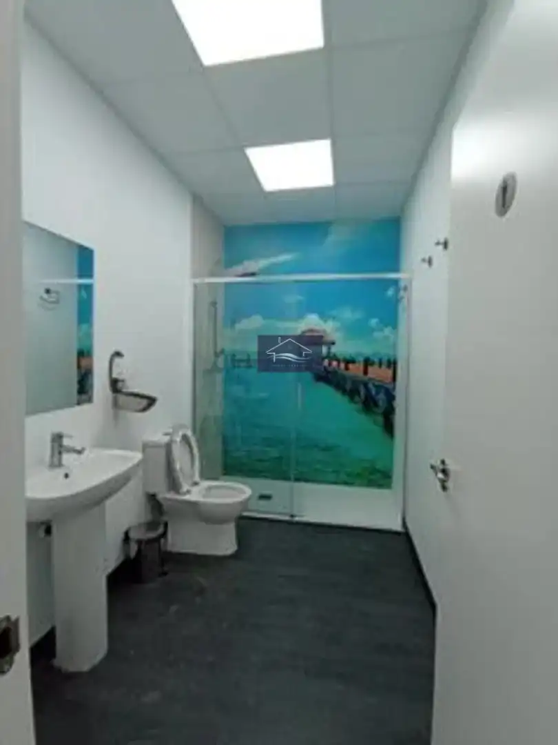 Baño de Nave industrial de alquiler en San Vicente del Raspeig / Sant Vicent del Raspeig con Alarma