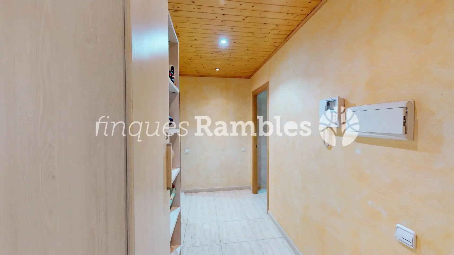 Piso en venta en Vilanova del Camí con Calefacción, Terraza y Balcón