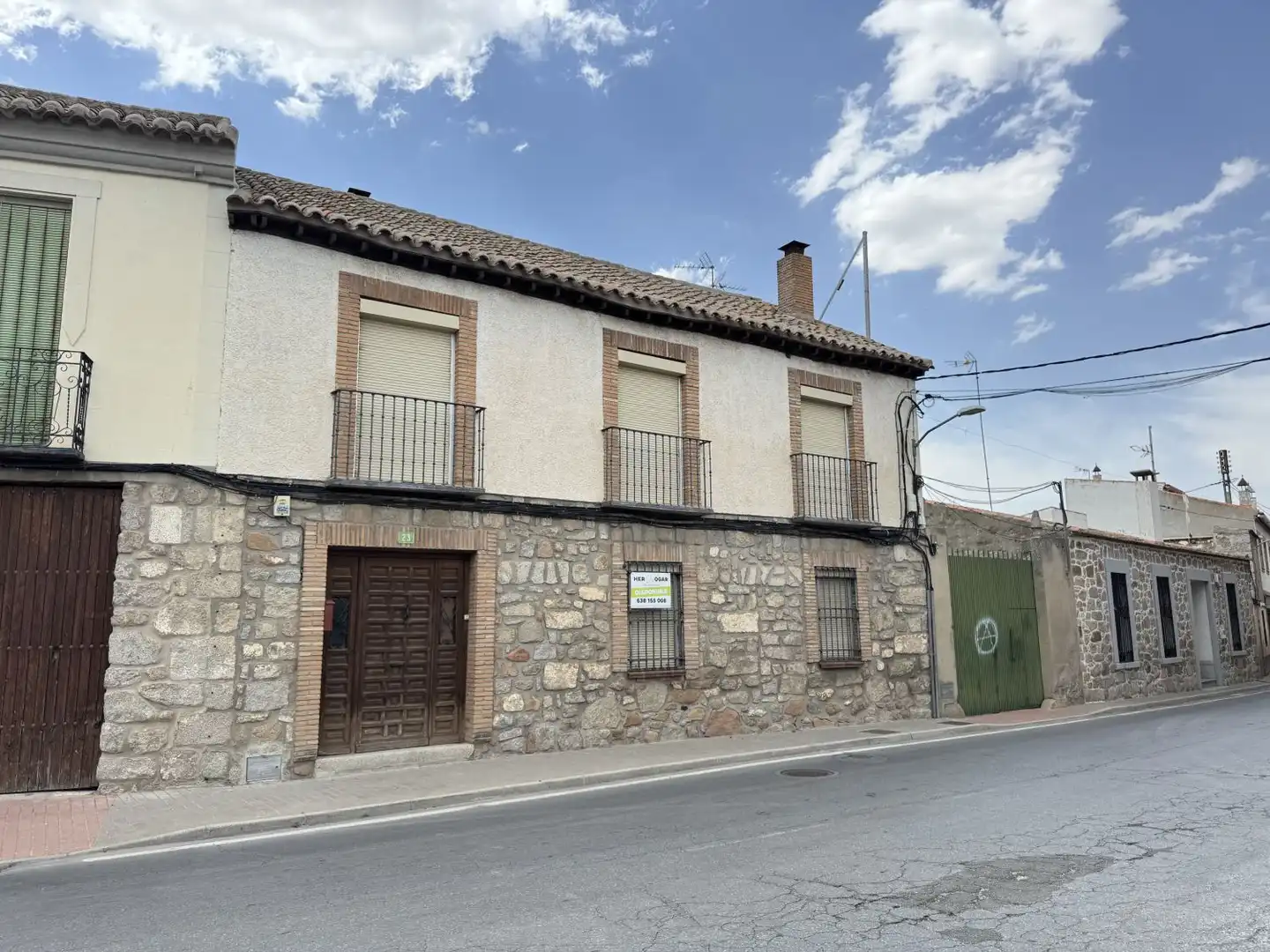 Vista exterior de Casa o xalet en venda en Las Ventas Con Peña Aguilera amb Calefacció