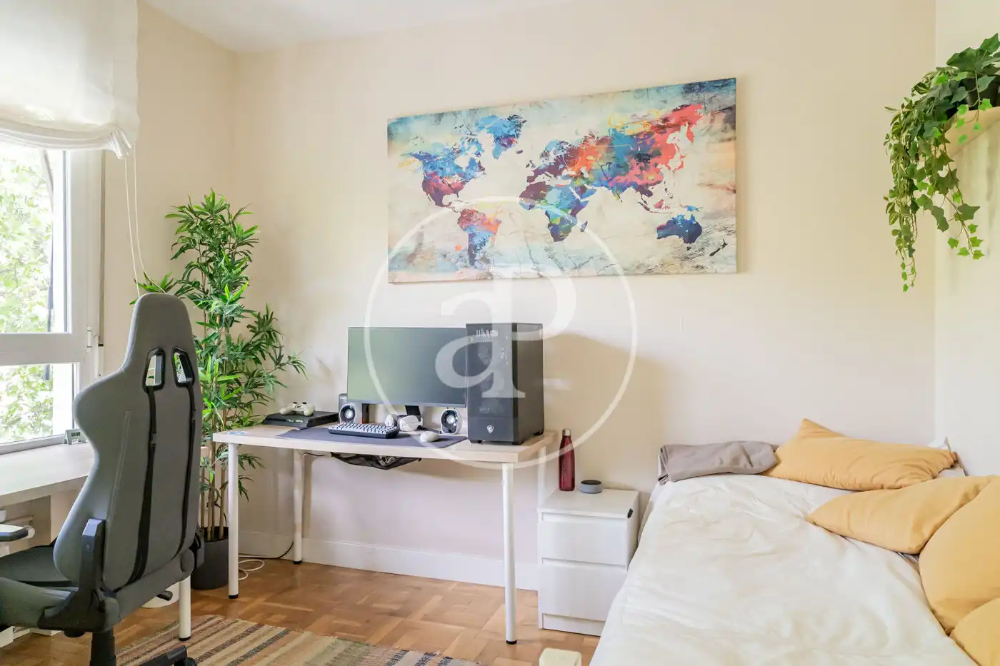Schlafzimmer von Wohnung zum Verkauf in Madrid mit Klimaanlage, Heizung und Privatgarten