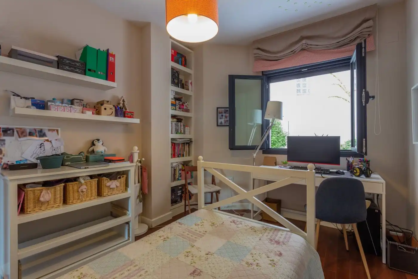 Habitación de Casa o chalet en venta en Granada con Aire acondicionado, Calefacción y Terraza