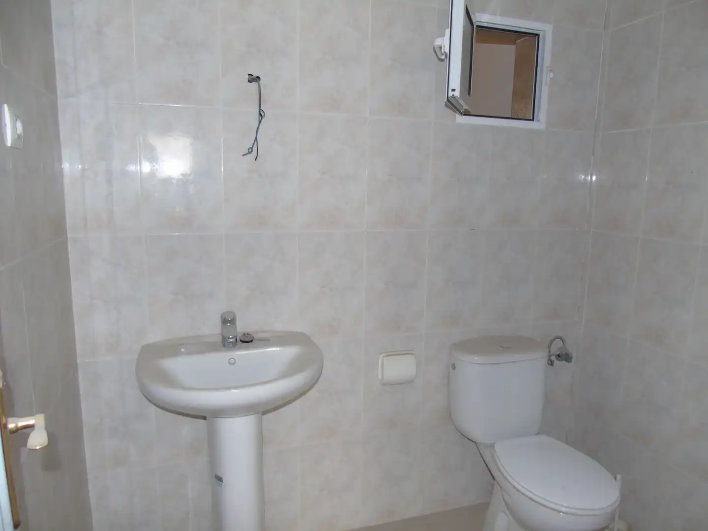 Badezimmer von Fabrikhallen zum Verkauf in Lorquí