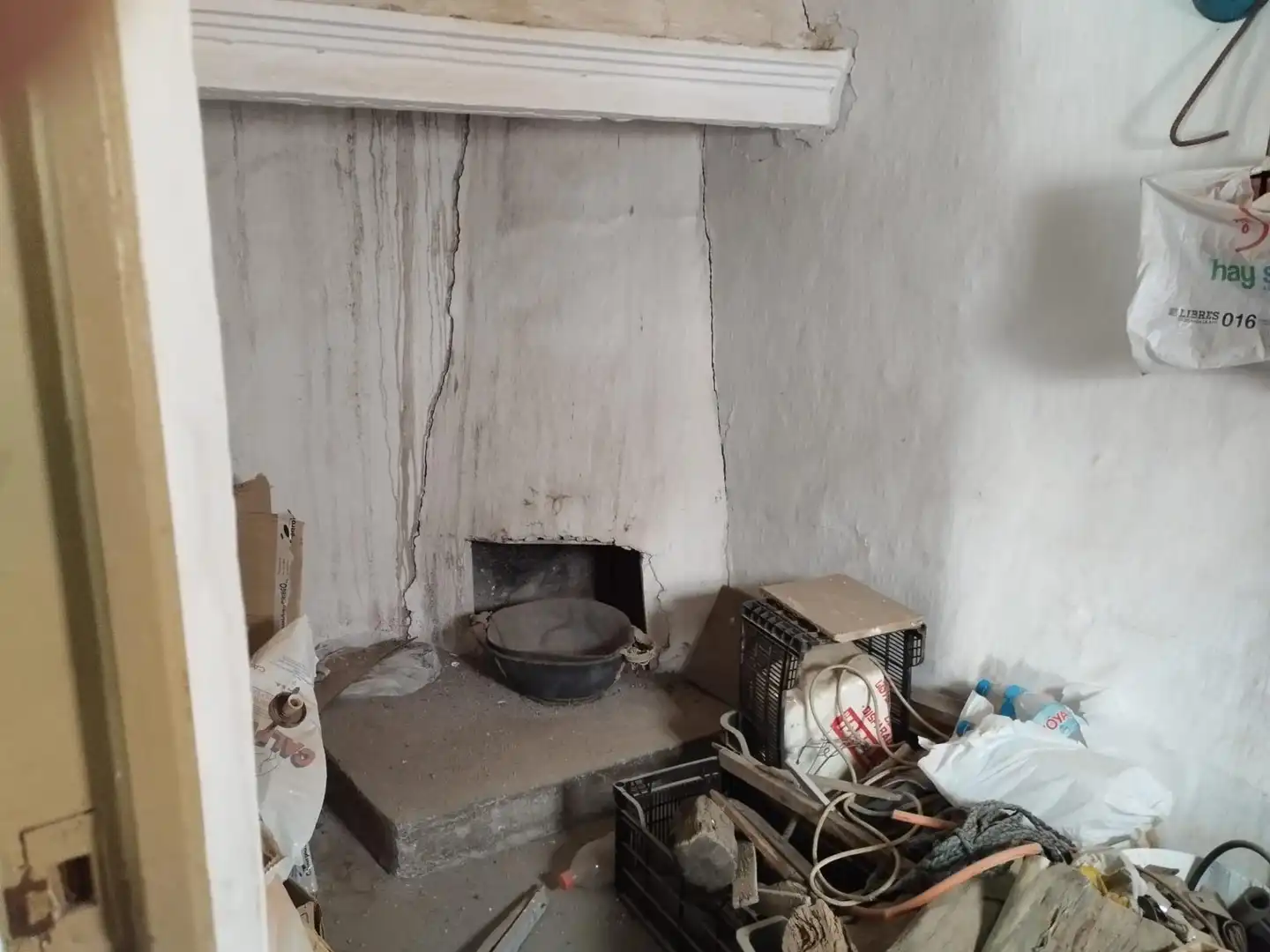 Casa rústica amb terrassa en venda a Calle CEMENTERIO, imagen 67