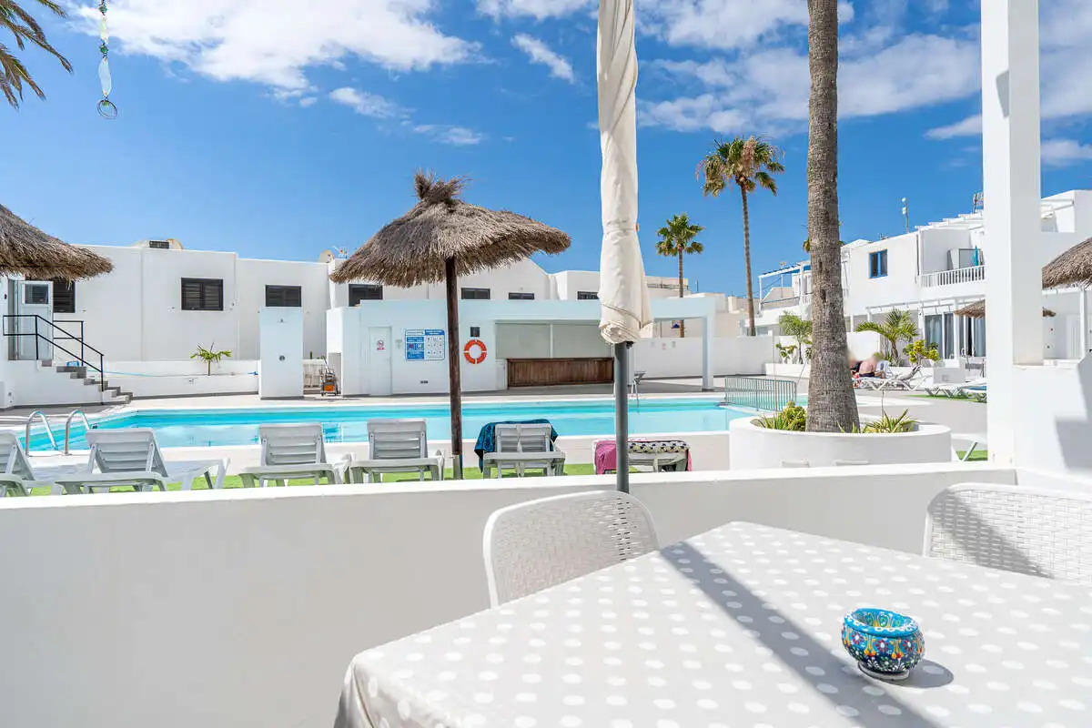 Piscina de Piso en venta en Tías con Balcón y Piscina comunitaria