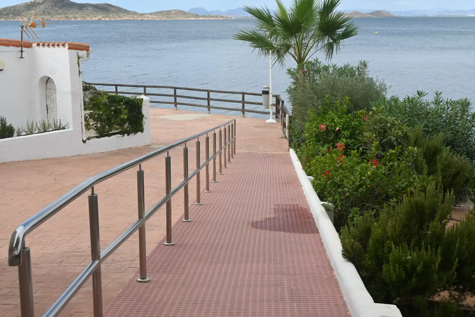 Terrassa de Apartament en venda en La Manga del Mar Menor amb Terrassa i Rentadora