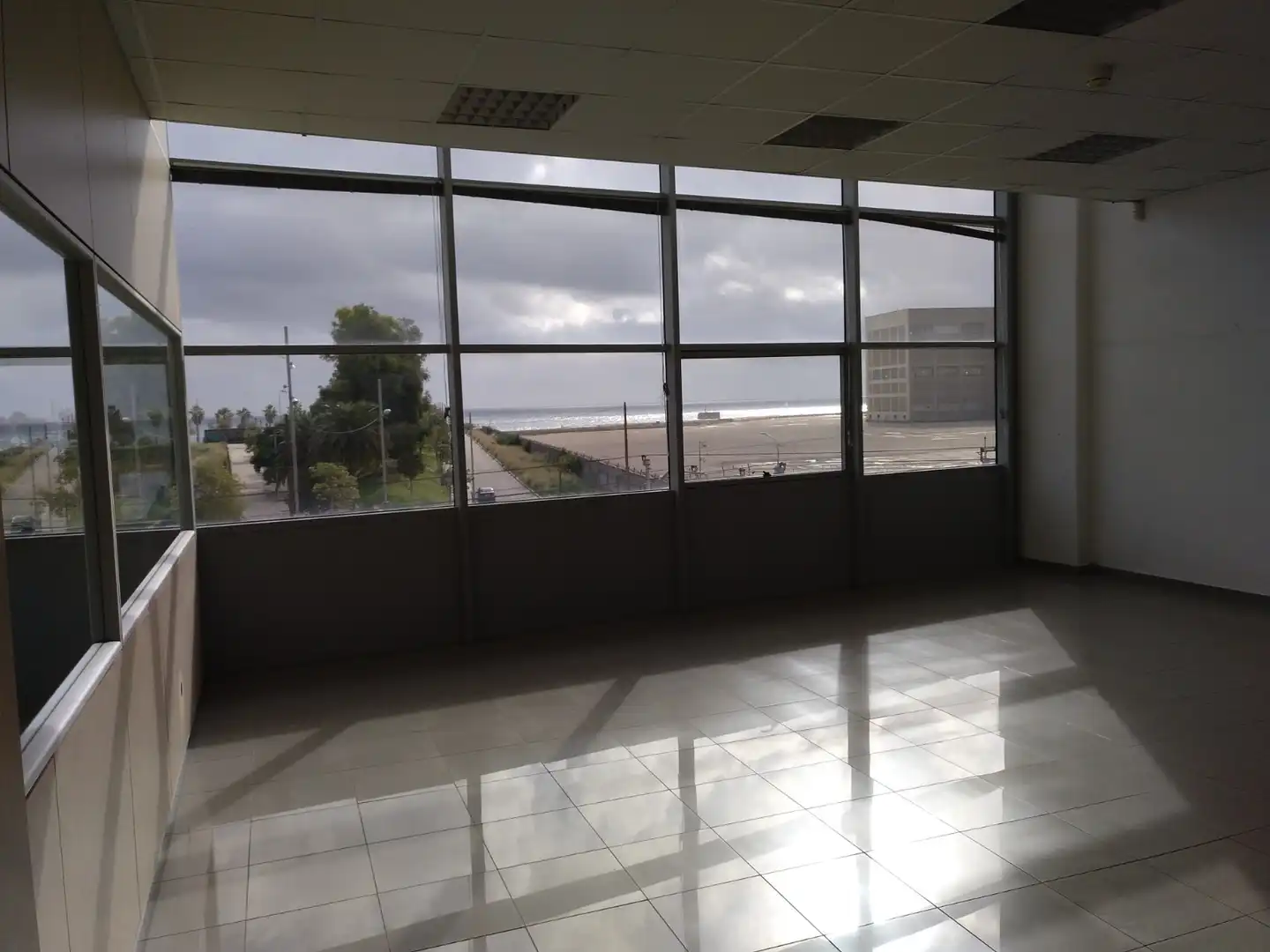 Nau industrial de lloguer a Avinguda d'Eduard Maristany 42, imagen 4