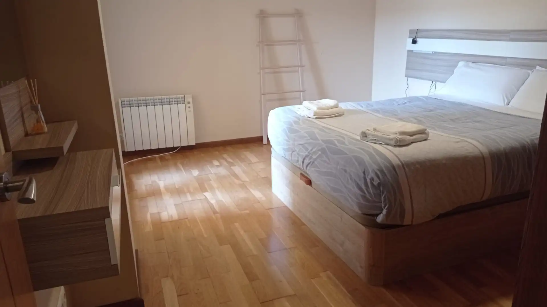 Bedroom of Flat for sale in Foz  with Heating, Storage room and Furnished