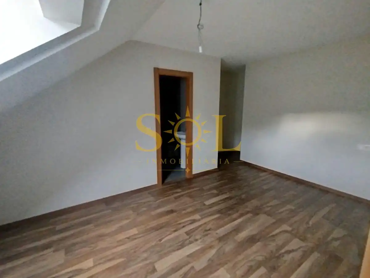 Dúplex amb ascensor en venda a Puebla de Lillo, imagen 10