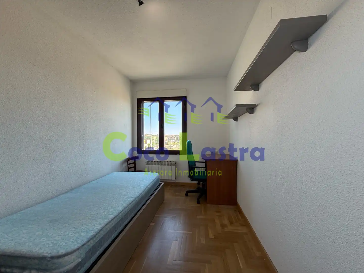Piso en venta en Santa Marta de Tormes con Calefacción y Parquet
