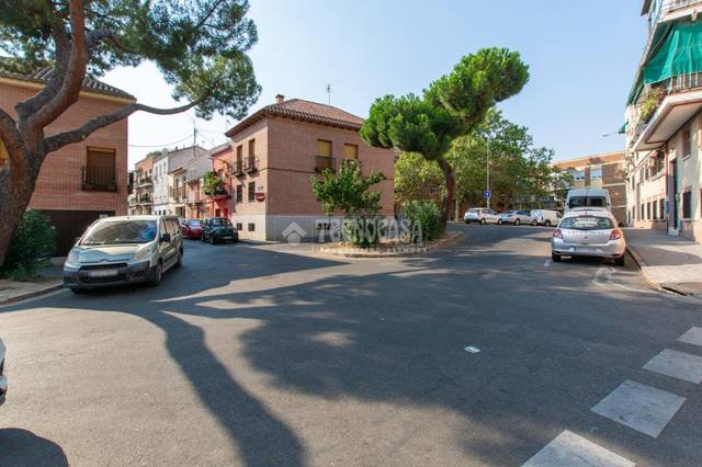 Piso en Venta en Tres Olivos - Valverde