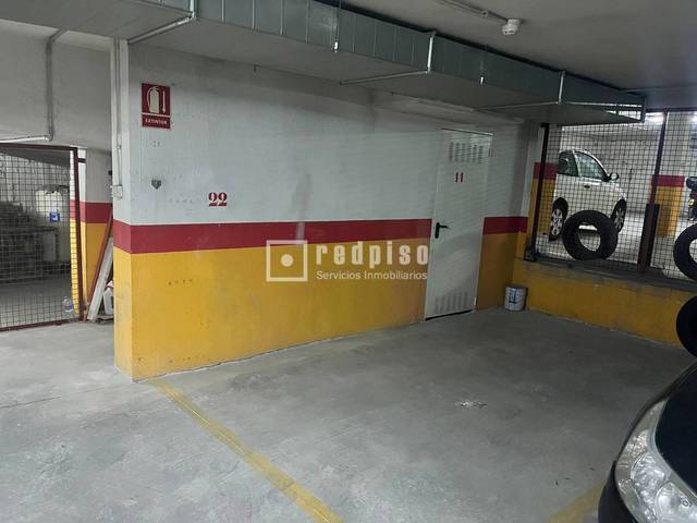 Garaje en Alquiler en de la Ciudad Almería en Barriomar - La Purísima