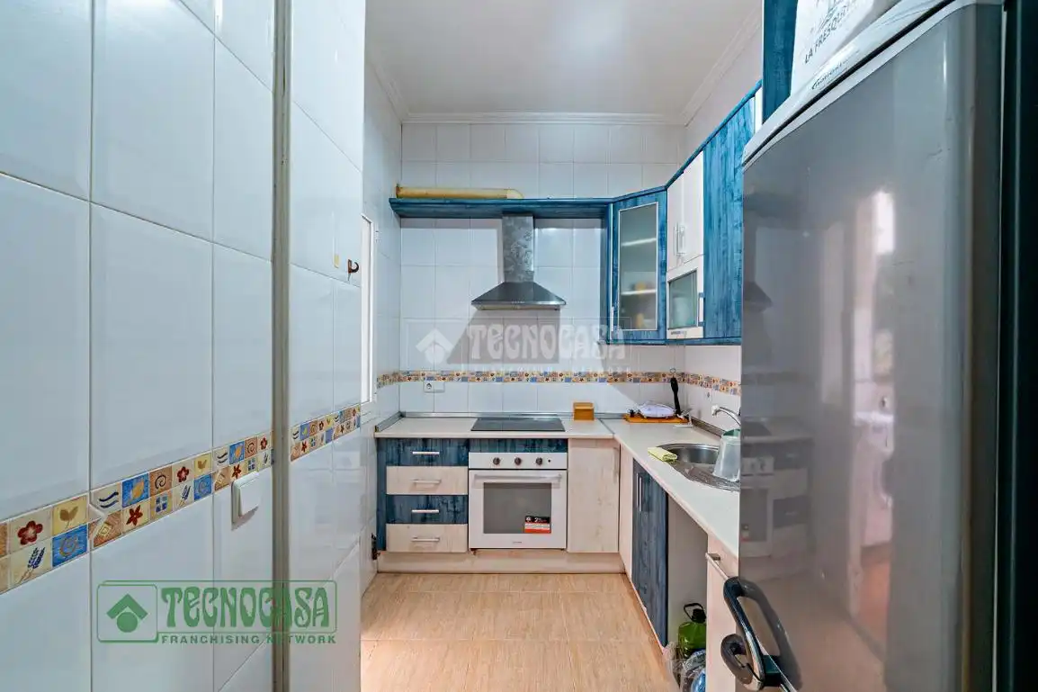 Kitchen of Flat for sale in Roquetas de Mar  with Air Conditioner