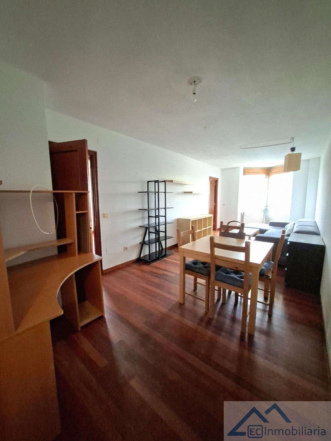 Living room of Flat for sale in Santa Cruz de Bezana  with Heating, Parquet flooring and Terrace