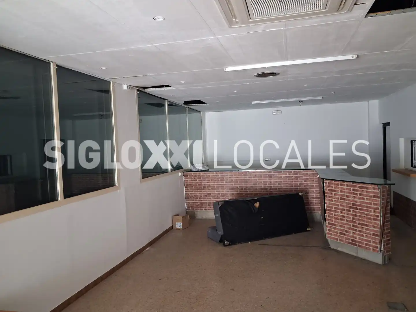 Local de lloguer en L'Hospitalet de Llobregat