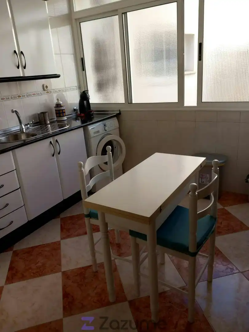 Kitchen of Flat for rent in Granada  with Air Conditioner, Heating and Furnished