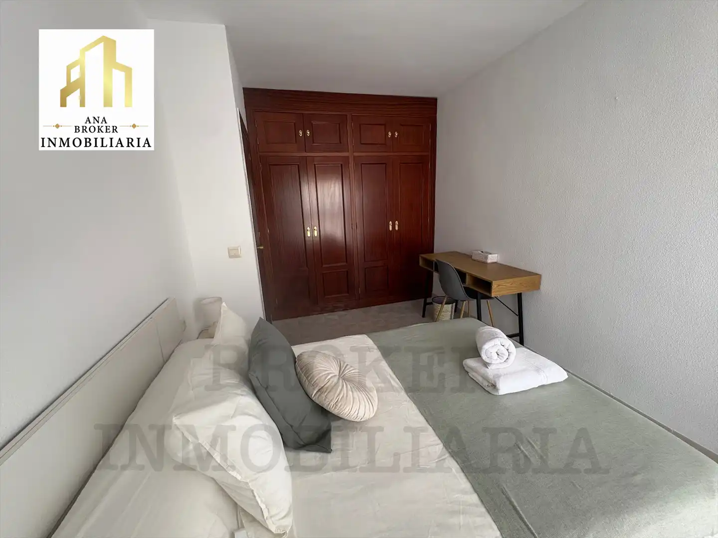 Schlafzimmer von Wohnung zur Miete in Ronda mit Möbliert