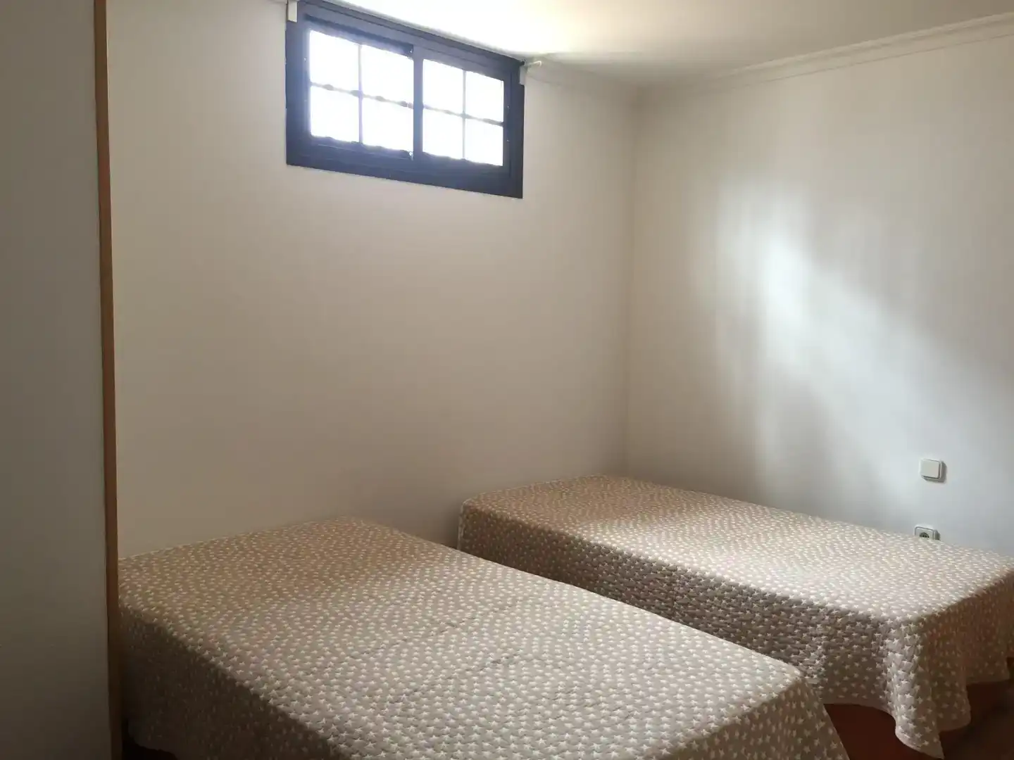 Casa adosada en venda en Arrecife amb Aire condicionat, Jardí privat i Traster