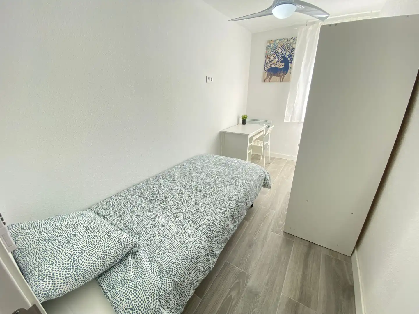Habitación de Piso de alquiler en Madrid con Calefacción, Amueblado y Horno