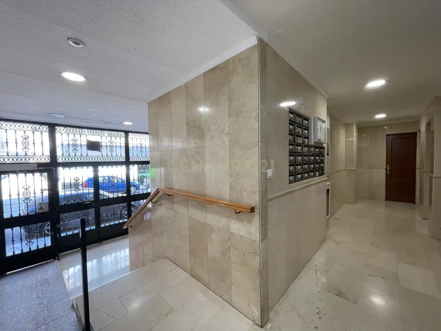 Piso de alquiler en Granada con Lavadora, Microondas y TV