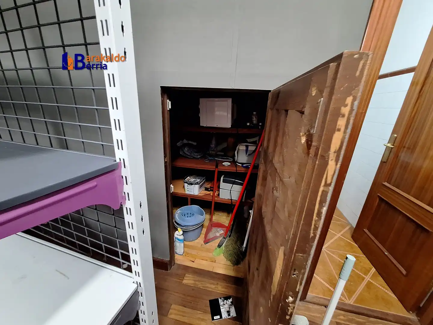 Office for rent in Portugalete  with Furnished
