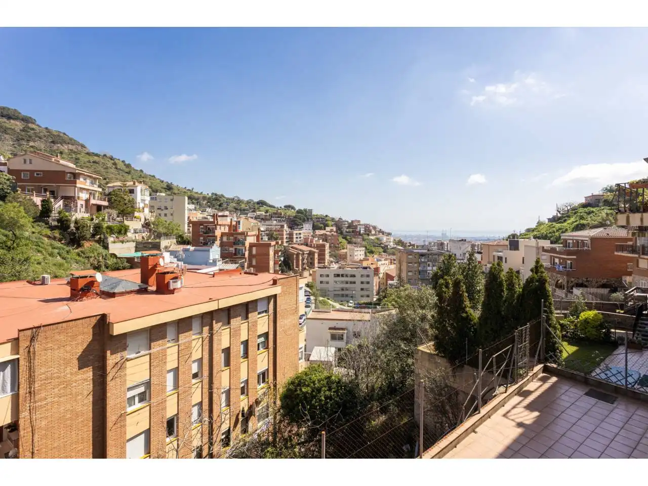 Exterior view of Houses for sale in Barcelona  with Air Conditioner, Heating and Terrace