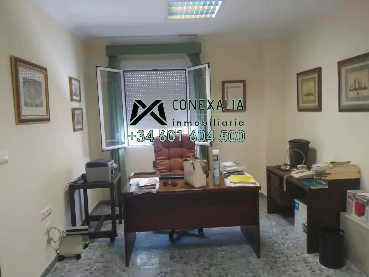 Local comercial en venda a Olvera, imagen 4