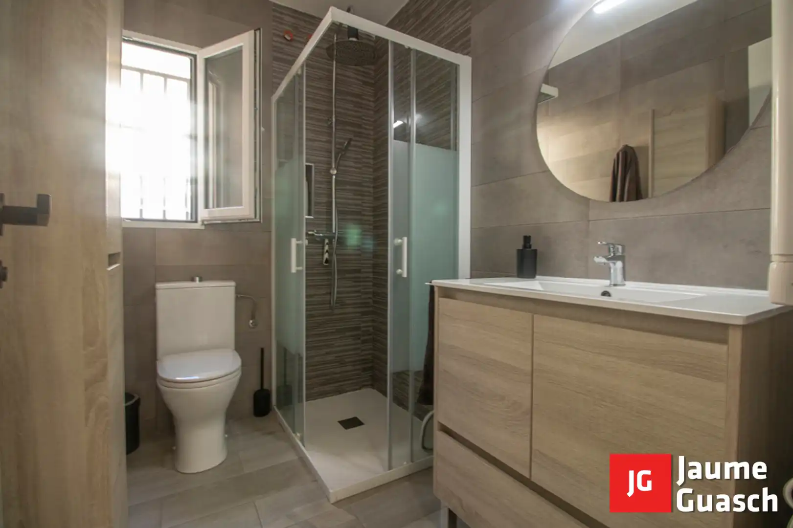 Bathroom of Detached homes for sale in La Pobla de Montornès    with Heating, Private garden and Parquet flooring