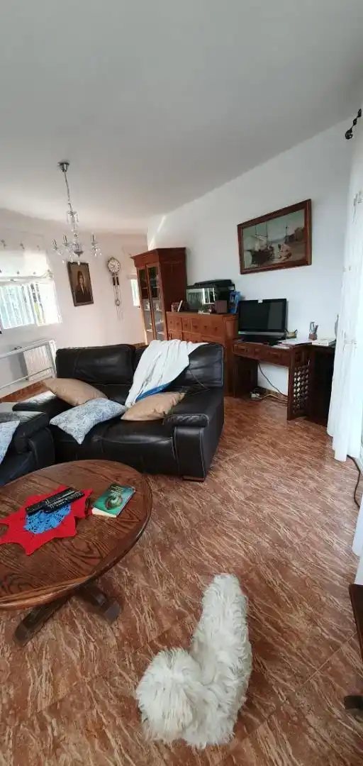Sala d'estar de Casa o xalet en venda en Pueblo - Urbanizaciones