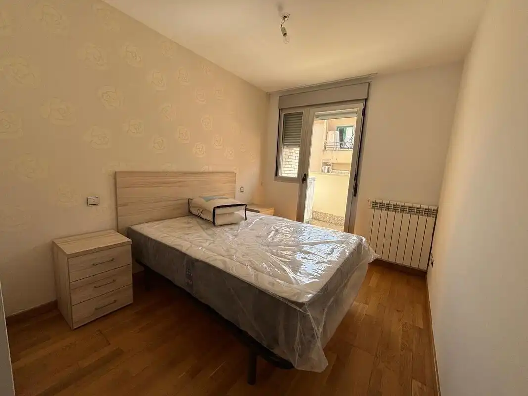 Schlafzimmer von Dachboden zur Miete in Zaragoza
