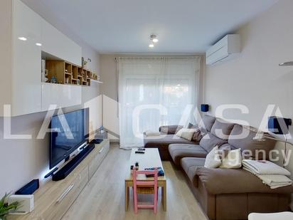 Living room of Flat for sale in Montcada i Reixac  with Balcony