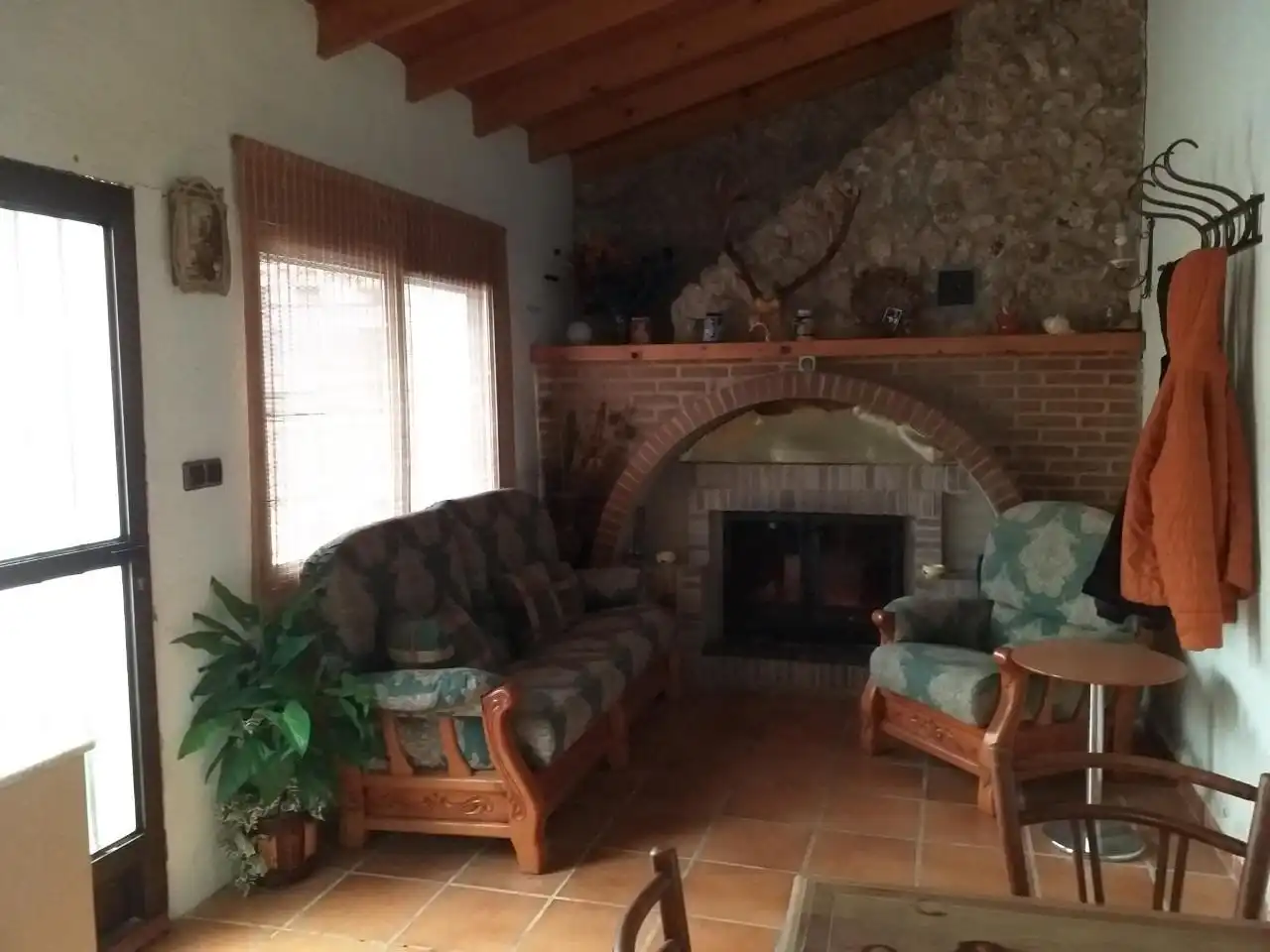 Sala d'estar de Casa o xalet en venda en Yecla amb Aire condicionat, Calefacció i Moblat