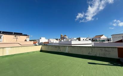 Vista exterior de Casa o xalet en venda en Los Barrios amb Terrassa